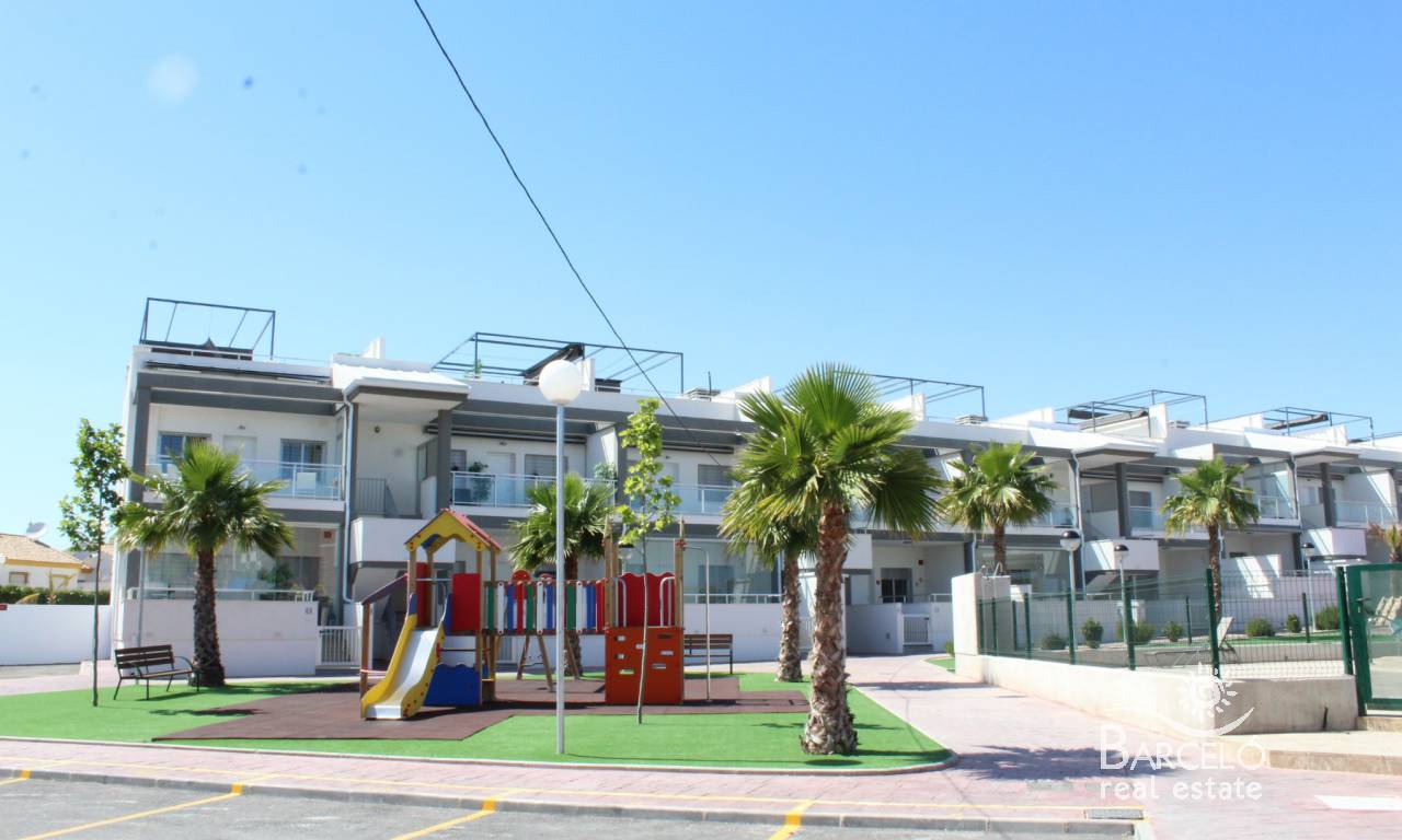 Appartement - Wederverkoop - Orihuela Costa - La Zenia